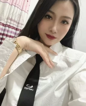 国际庄女人味十足